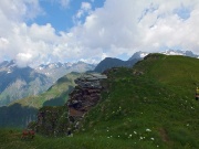 62 Sguardo alla cima di Sasna con la seconda croce....